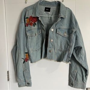 BDG short Jean jacket with embroidered flowers